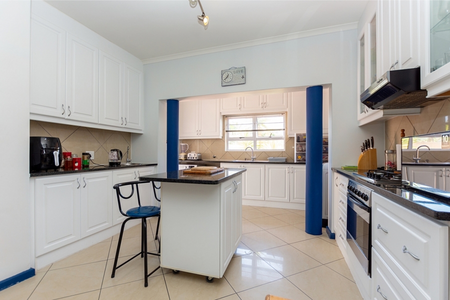 4 Bedroom Property for Sale in Port Owen Western Cape